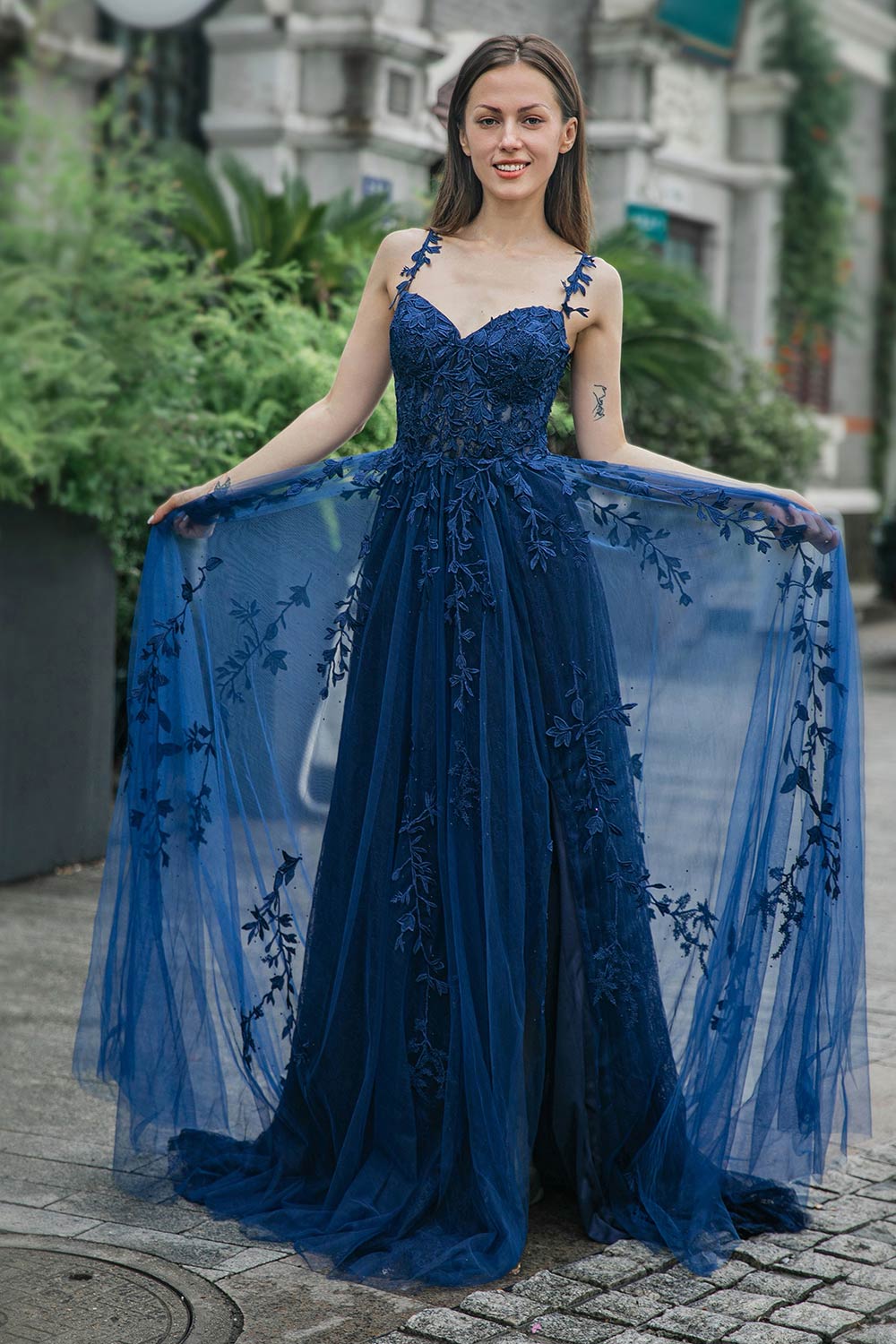 A-line Tulle Appliques Prom Dress with Split